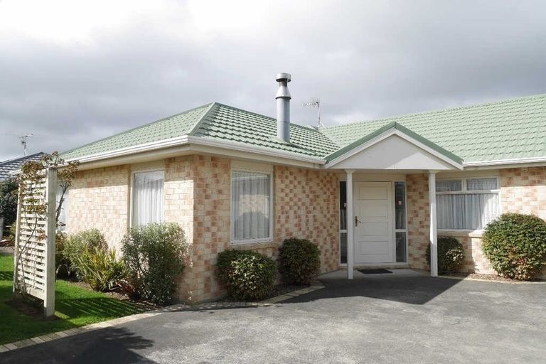 Photo of property in 9 Greenaway Road, Waikanae, 5036