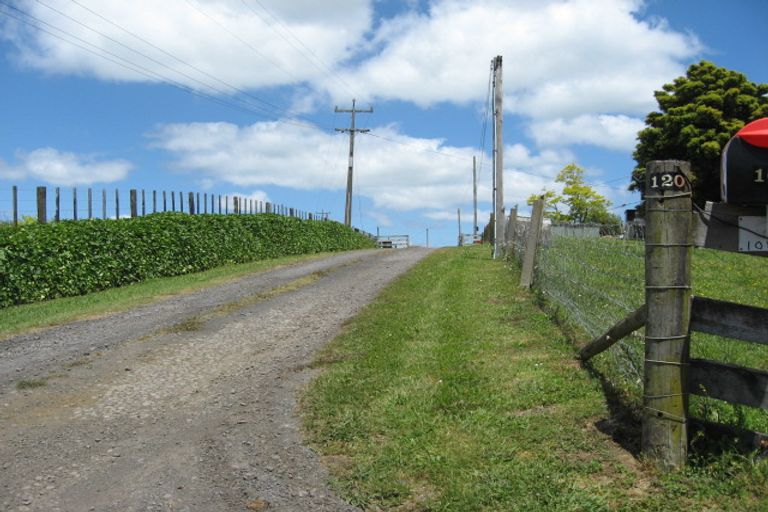Photo of property in 108 Flanagan Road, Drury, 2113
