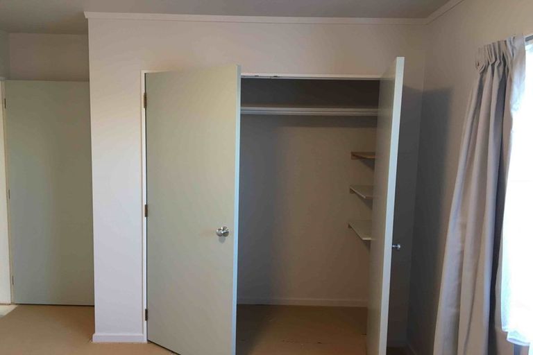 Photo of property in 1 Macalister Place, Miramar, Wellington, 6022