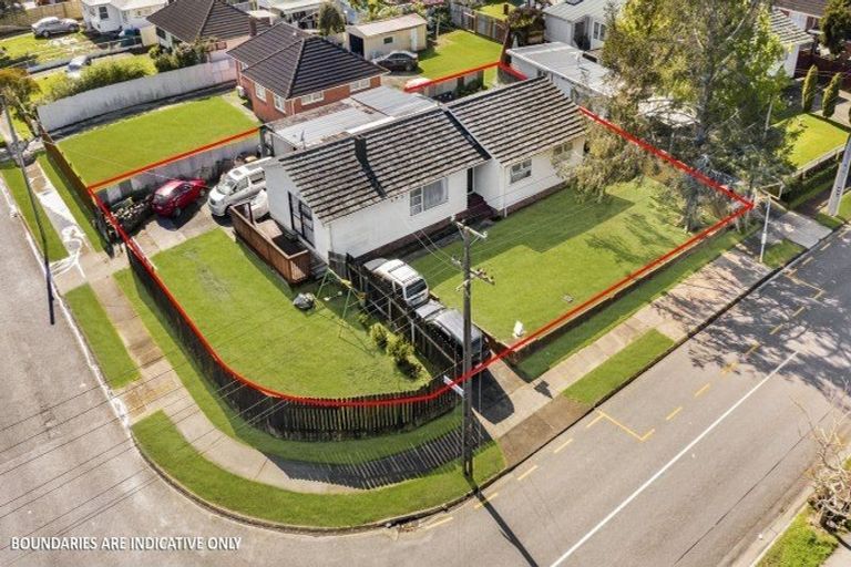 Photo of property in 44 Raglan Street, Mangere East, Auckland, 2024