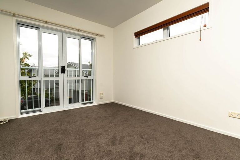 Photo of property in 14/30 John Jennings Drive, Oteha, Auckland, 0632