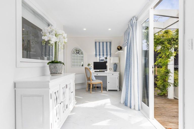 Photo of property in 38 Whanake Street, Titahi Bay, Porirua, 5022