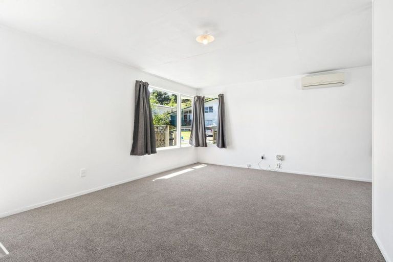 Photo of property in 4 Cresta Place, Onerahi, Whangarei, 0110