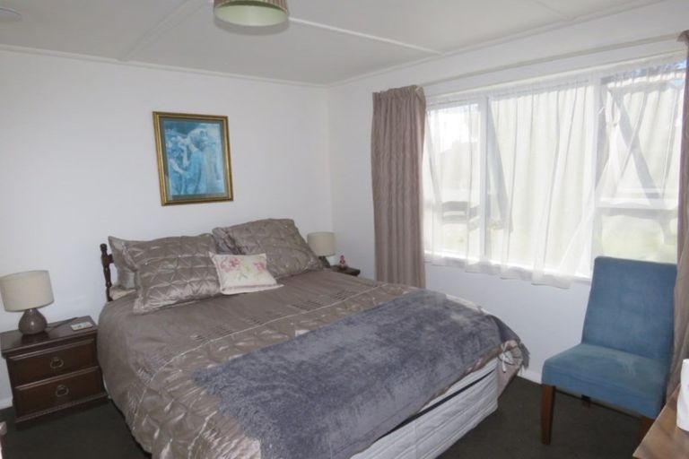 Photo of property in 72 Rintoul Street, Westport, 7825