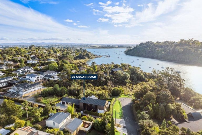 Photo of property in 29 Oscar Road, Greenhithe, Auckland, 0632