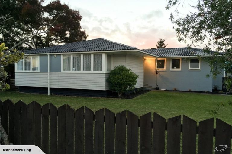 Photo of property in 16 Matai Street, Waiuku, 2123