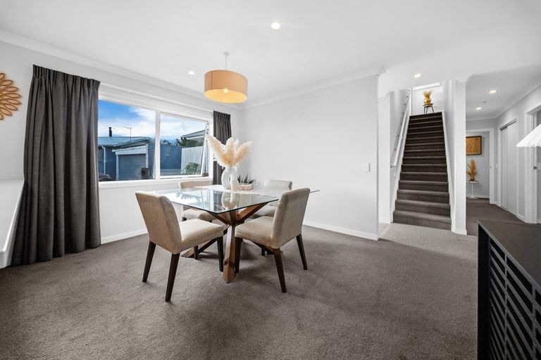 Photo of property in 28a Torkar Road, Clarks Beach, 2122