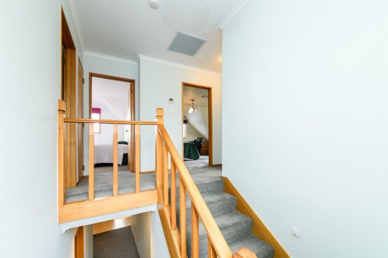 Photo of property in 35 Te Awe Awe Street, Hokowhitu, Palmerston North, 4410