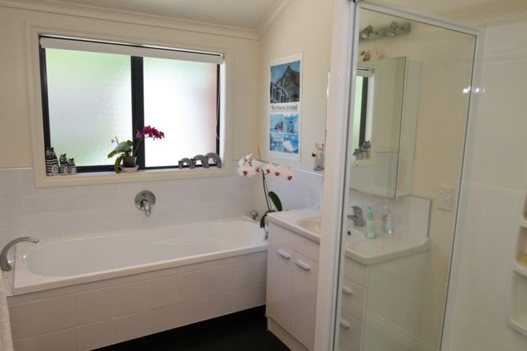 Photo of property in 26b Ludlam Way, Otaki, 5512