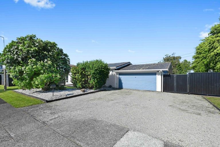 Photo of property in 2 Montana Place, Dinsdale, Hamilton, 3204