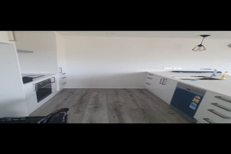 Photo of property in 84 Hinemoa Street, Levin, 5510