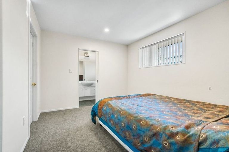 Photo of property in 29a Division Street, Riccarton, Christchurch, 8041