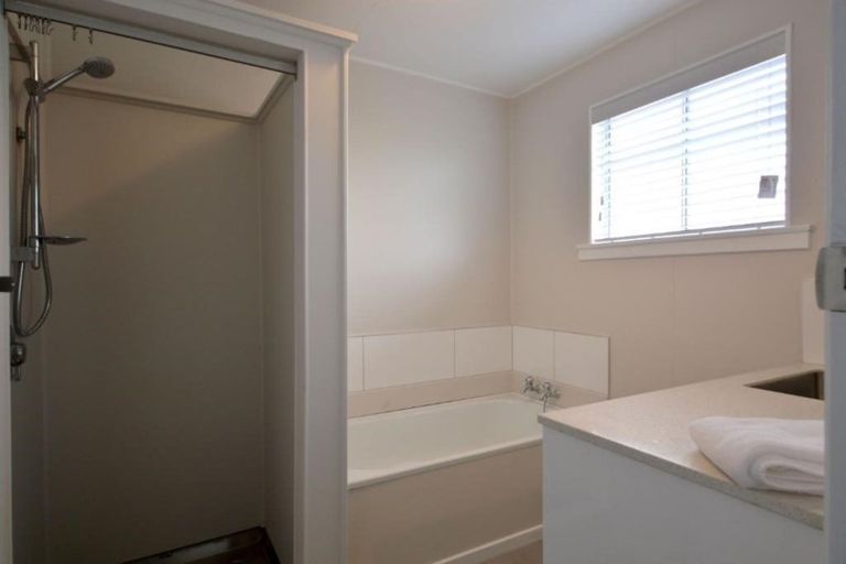 Photo of property in 35 Melbourne Street, Windsor, Invercargill, 9810