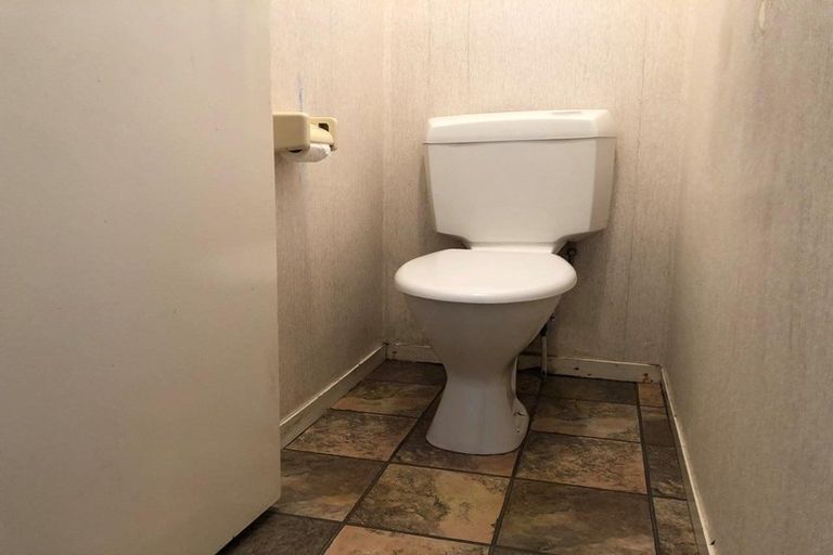 Photo of property in 58 Friedlanders Road, Manurewa, Auckland, 2102