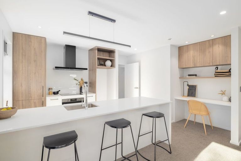 Photo of property in 8c Wychwood Crescent, Bishopdale, Christchurch, 8053