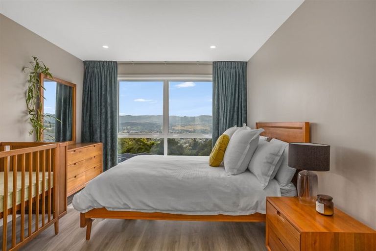 Photo of property in 8 Kopua Place, Whitby, Porirua, 5024