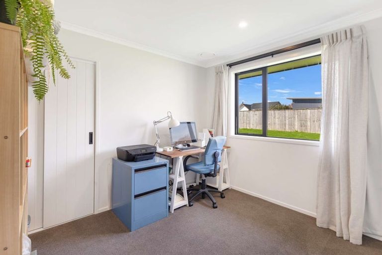 Photo of property in 201b Tiro Tiro Road, Levin, 5510