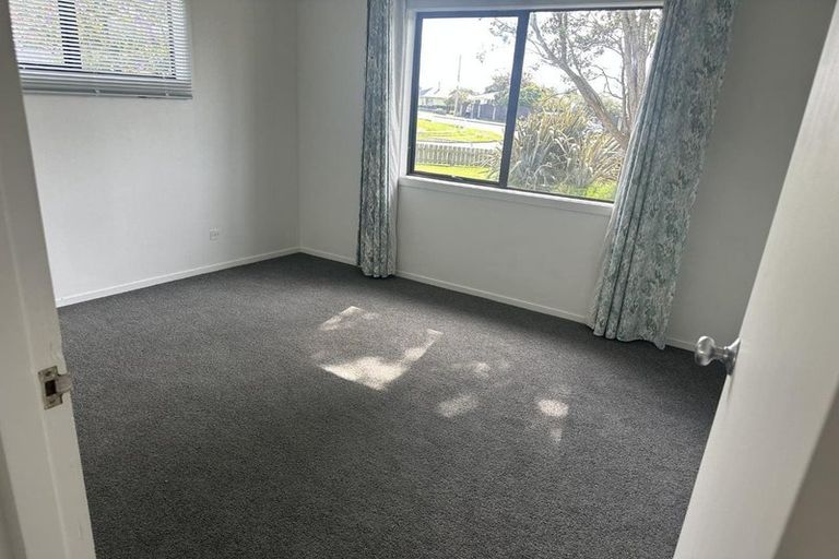Photo of property in 33 Stafford Street, Waitara, 4320