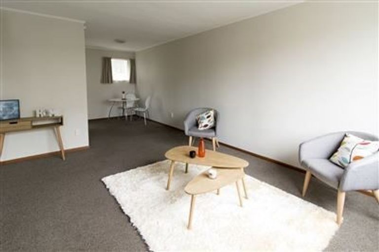 Photo of property in 37u2 Frankmoore Avenue, Johnsonville, Wellington, 6037