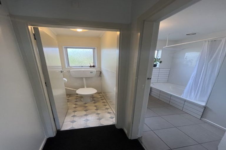 Photo of property in 1/74 Garreg Road, Bryndwr, Christchurch, 8052