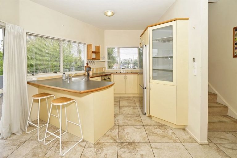 Photo of property in 112u4 Clarence Street, Hamilton Lake, Hamilton, 3204