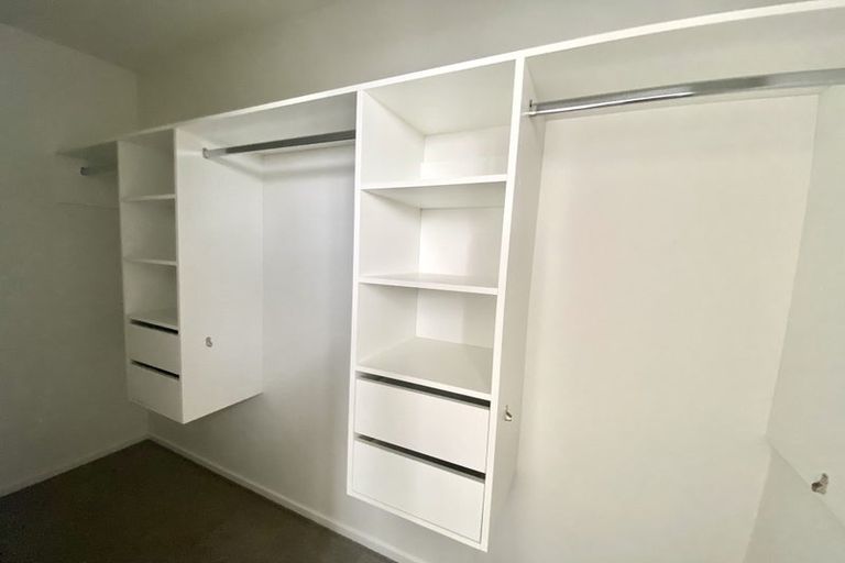 Photo of property in 7/20 Peach Road, Glenfield, Auckland, 0629