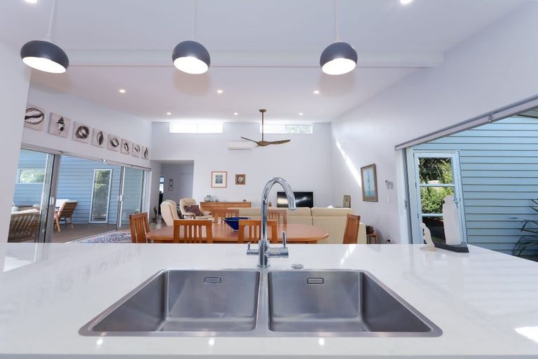 Photo of property in 30 Totara Heights Way, Paihia, 0200