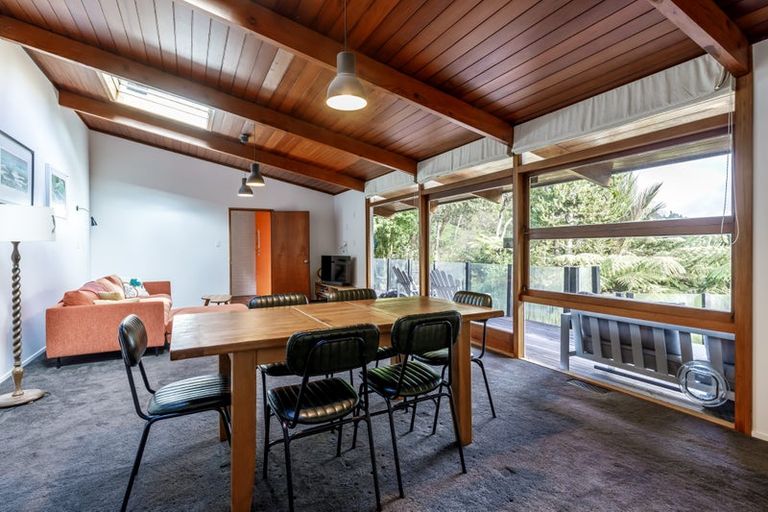 Photo of property in 164 Konini Road, Titirangi, Auckland, 0604