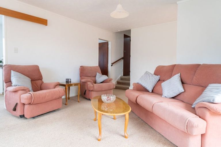 Photo of property in 11 Staithes Drive North, Whitby, Porirua, 5024