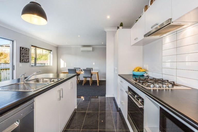 Photo of property in 9 Spritsail Place, Whitby, Porirua, 5024