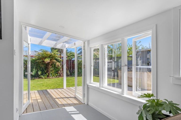 Photo of property in 25 Rintoul Street, Westport, 7825