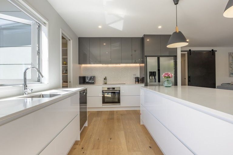 Photo of property in 13 Podgora Avenue, Kumeu, 0810