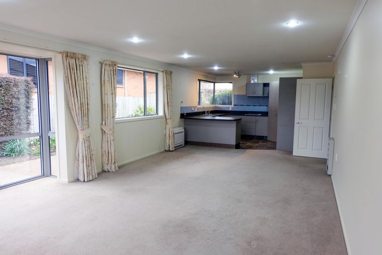 Photo of property in 8/92 Perth Street, South Hill, Oamaru, 9400