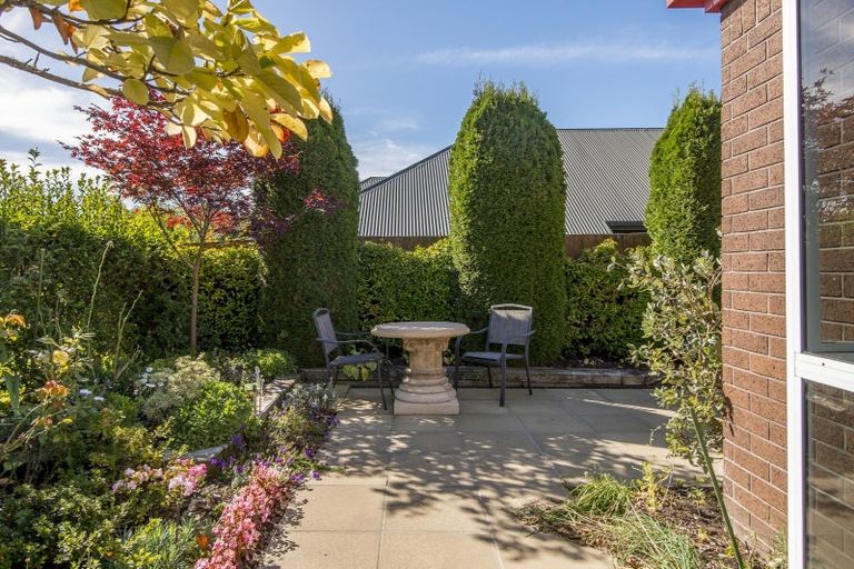 Photo of property in 4 Claverley Gardens, Avonhead, Christchurch, 8042