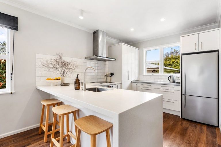 Photo of property in 111 Nottingley Road, Frimley, Hastings, 4120