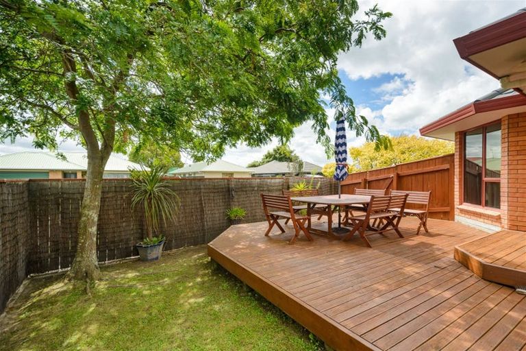 Photo of property in 21 Parnell Heights Drive, Kelvin Grove, Palmerston North, 4414