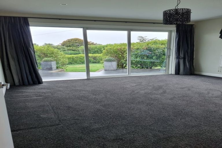 Photo of property in 155 Arataki Road, Havelock North, 4130