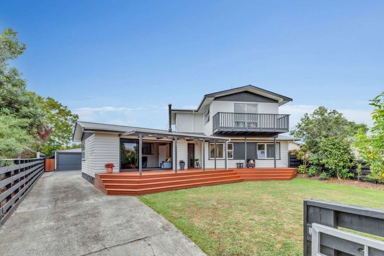 Photo of property in 8 Cohen Place, Milson, Palmerston North, 4414