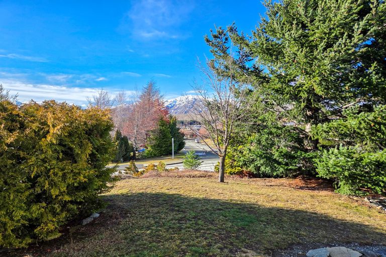 Photo of property in 6 Jeune Street, Lake Tekapo, 7999