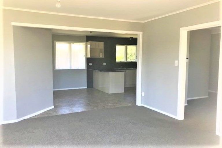 Photo of property in 5 Kerry Place, Papakura, 2110