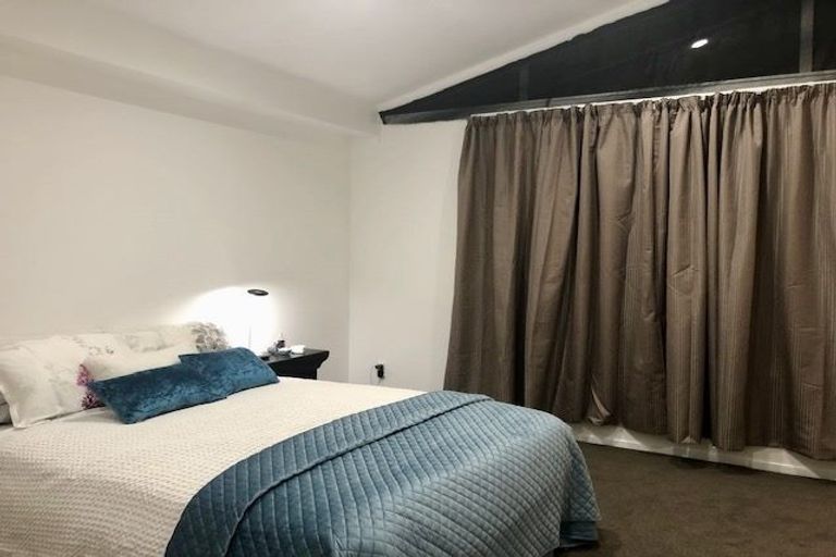 Photo of property in Mondrian Townhouses, 10/24 Hanson Street, Mount Cook, Wellington, 6021