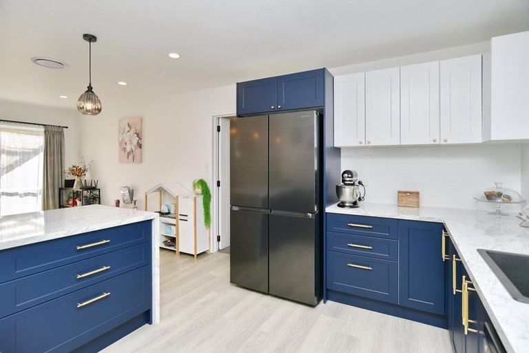 Photo of property in 274 West Belt, Rangiora, 7400