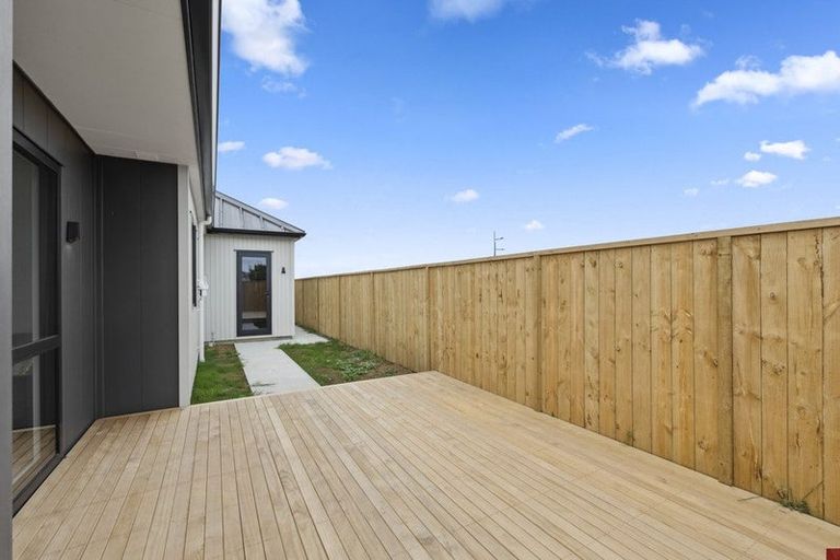 Photo of property in 9 Wagyu Lane, Karaka, 2580