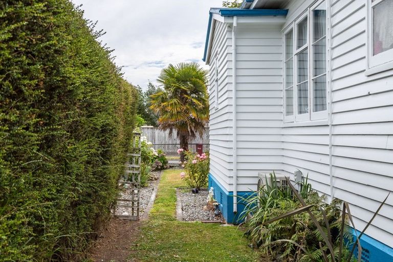 Photo of property in 1 Mcgregor Crescent, Masterton, 5810