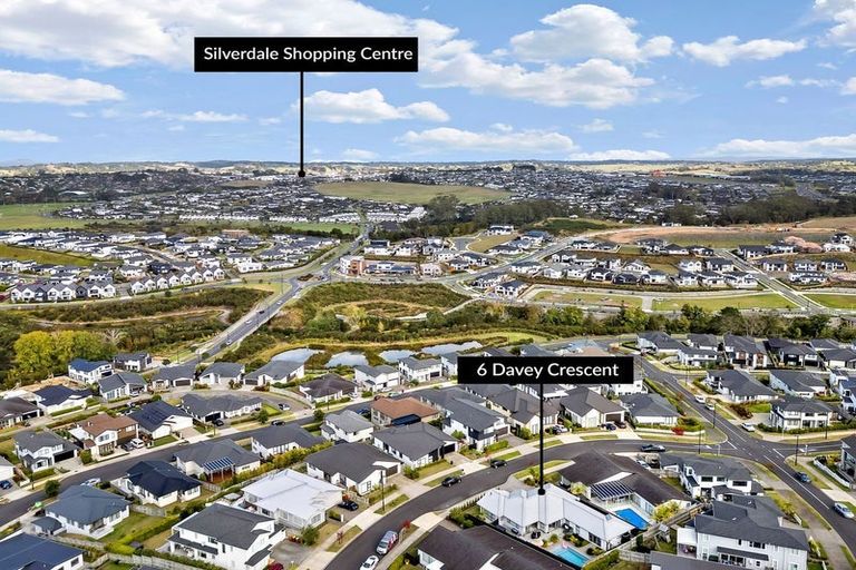 Photo of property in 6 Davey Crescent, Orewa, 0931