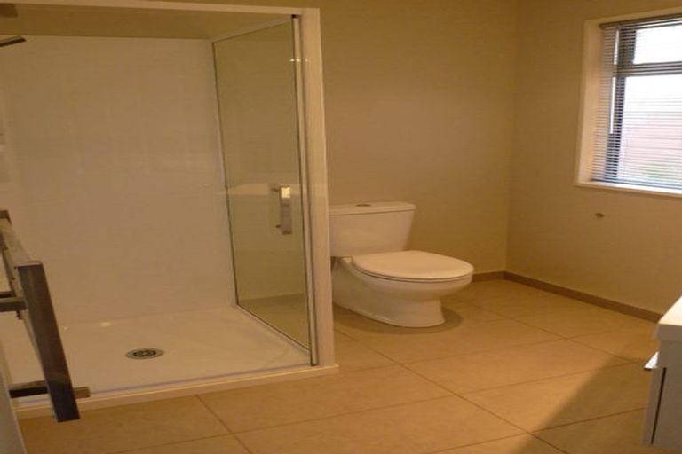 Photo of property in 49a Mcmahon Drive, Aidanfield, Christchurch, 8025