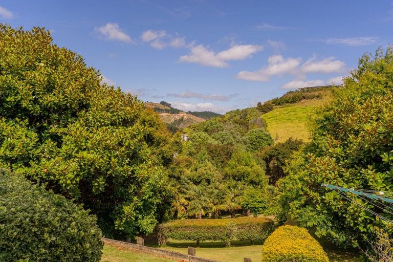 Photo of property in 16 Ohuka Place, Whitianga, 3510