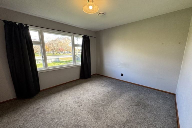 Photo of property in 588 Harewood Road, Harewood, Christchurch, 8051