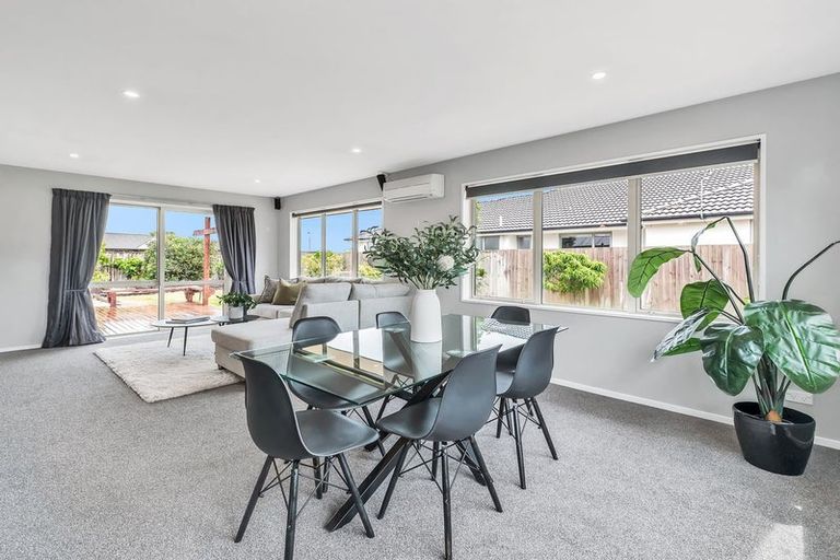 Photo of property in 71 Manse Road, Leeston, 7632