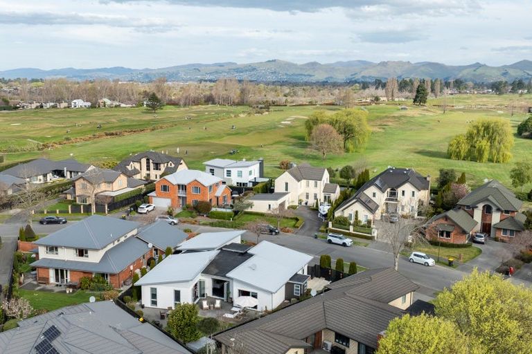 Photo of property in 35 Birkdale Drive, Shirley, Christchurch, 8061